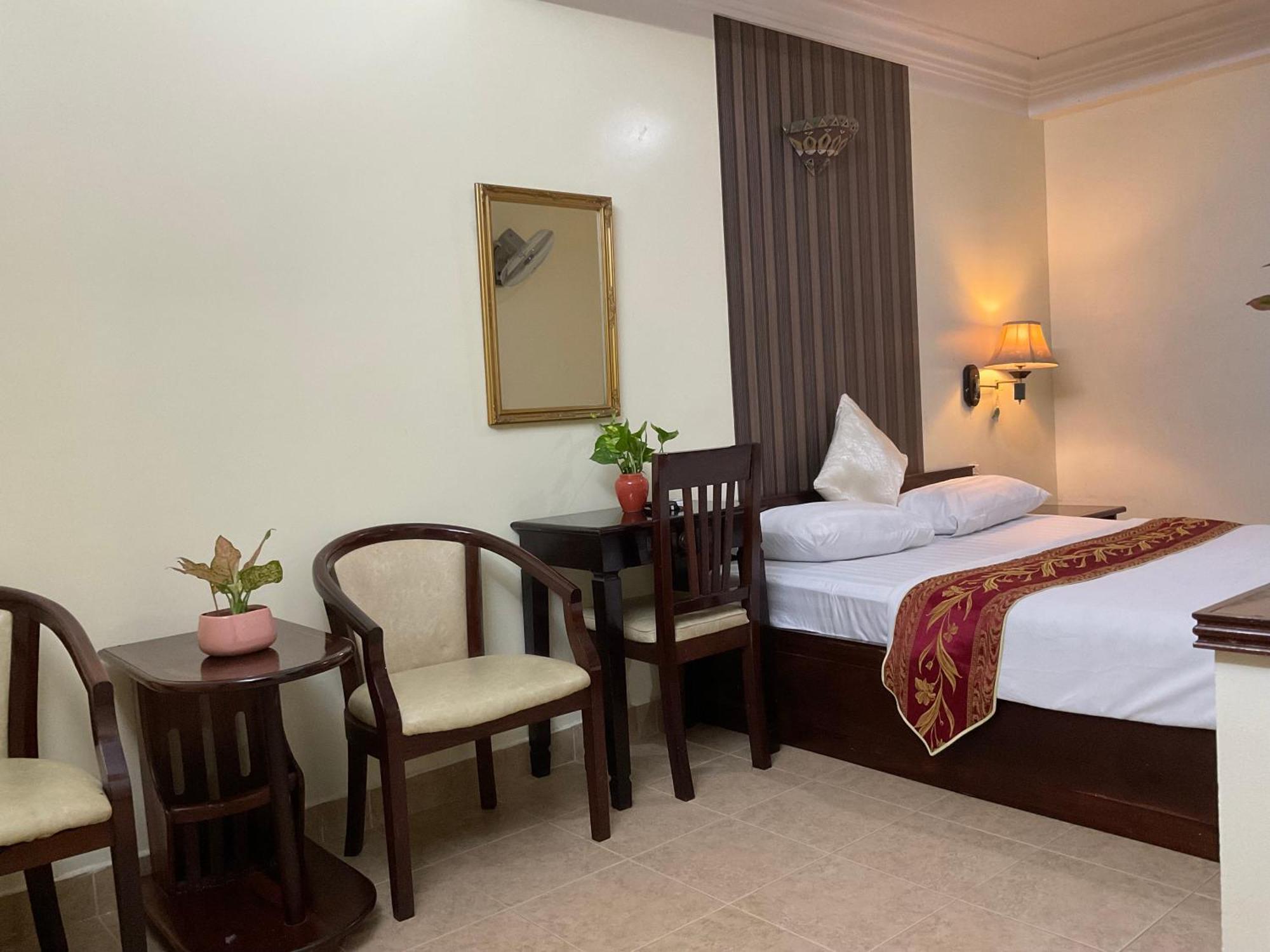Khach San Minh Chau - Hoa Hung Hotel Ho Chi Minh-Byen Eksteriør billede