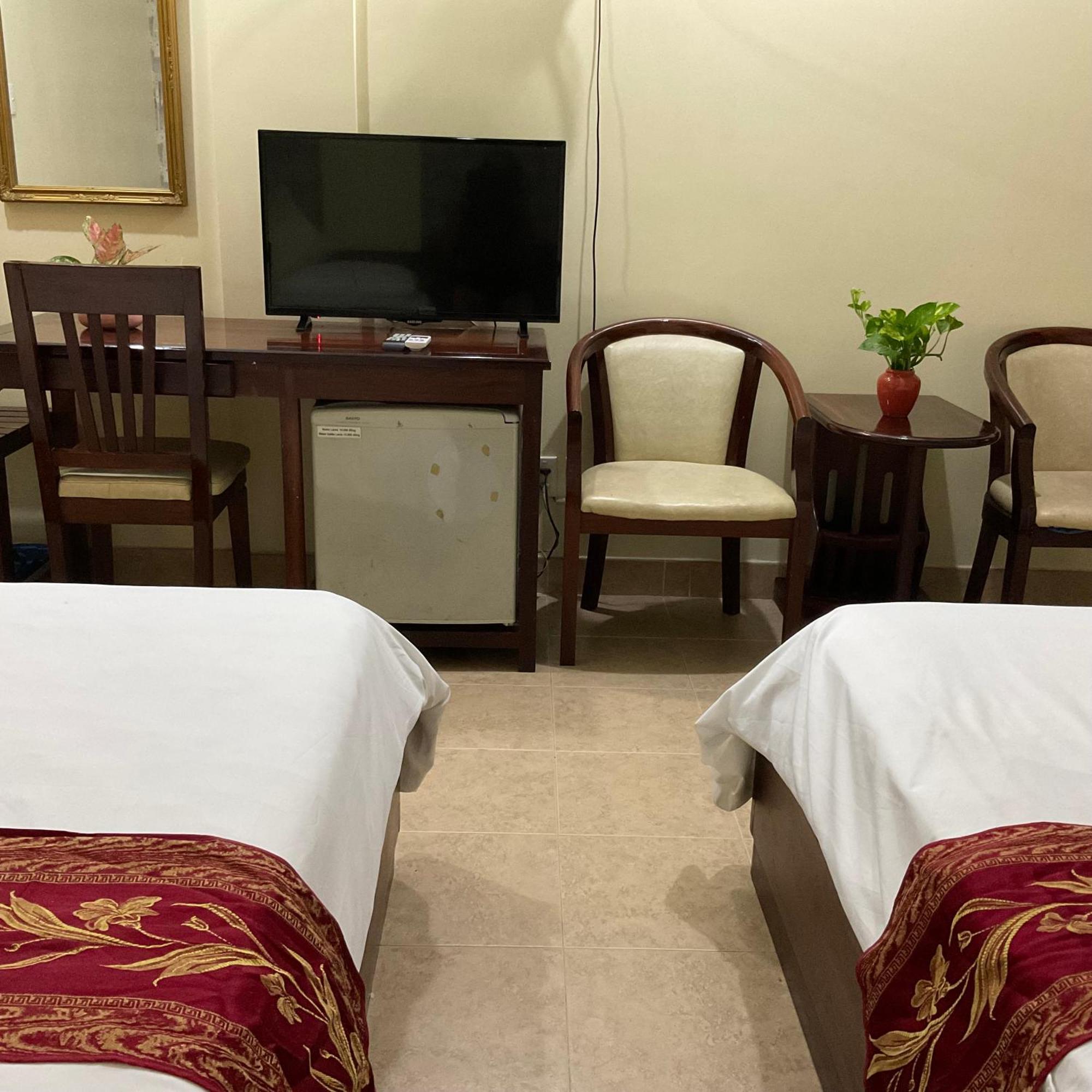 Khach San Minh Chau - Hoa Hung Hotel Ho Chi Minh-Byen Eksteriør billede