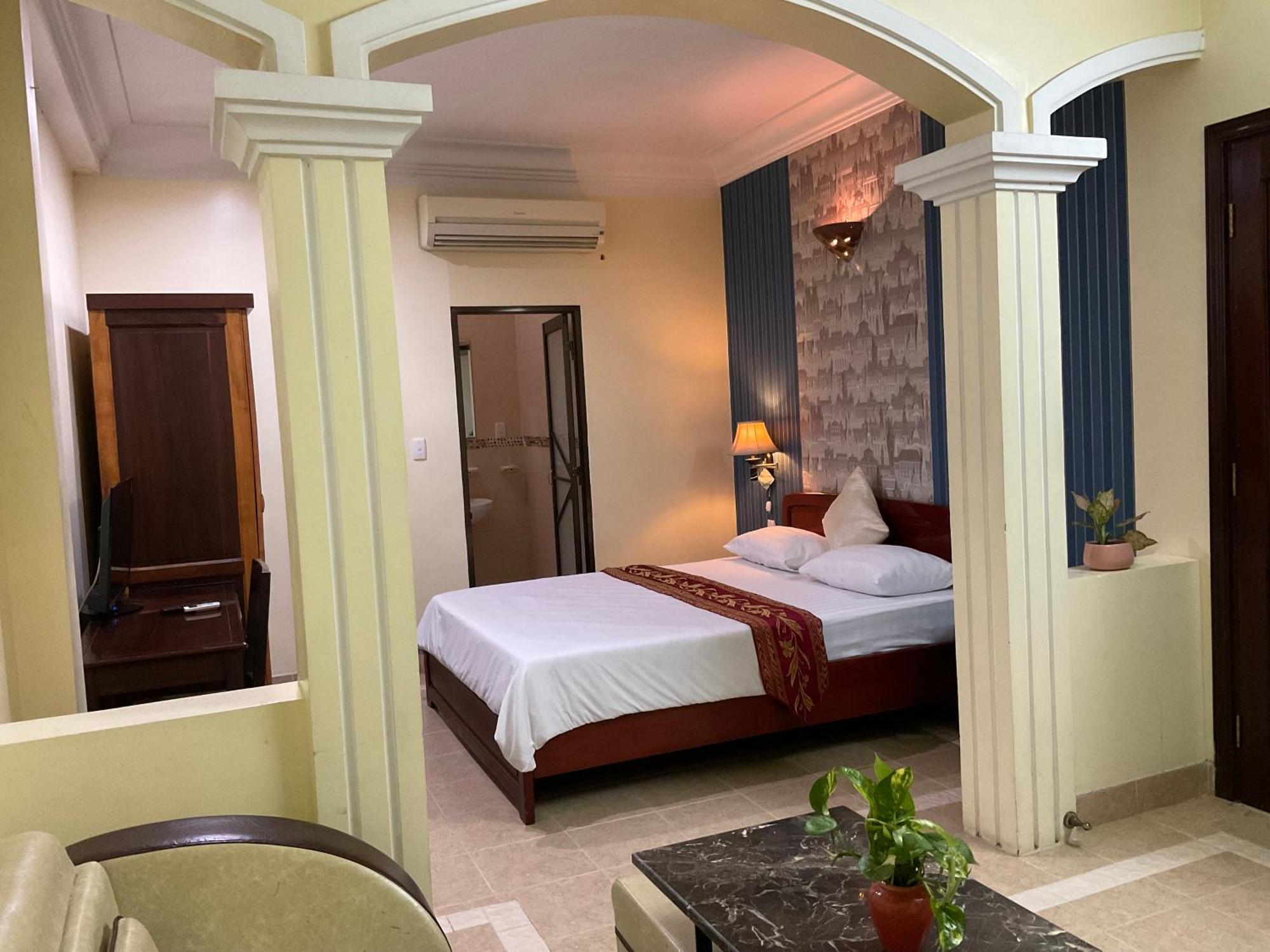 Khach San Minh Chau - Hoa Hung Hotel Ho Chi Minh-Byen Eksteriør billede