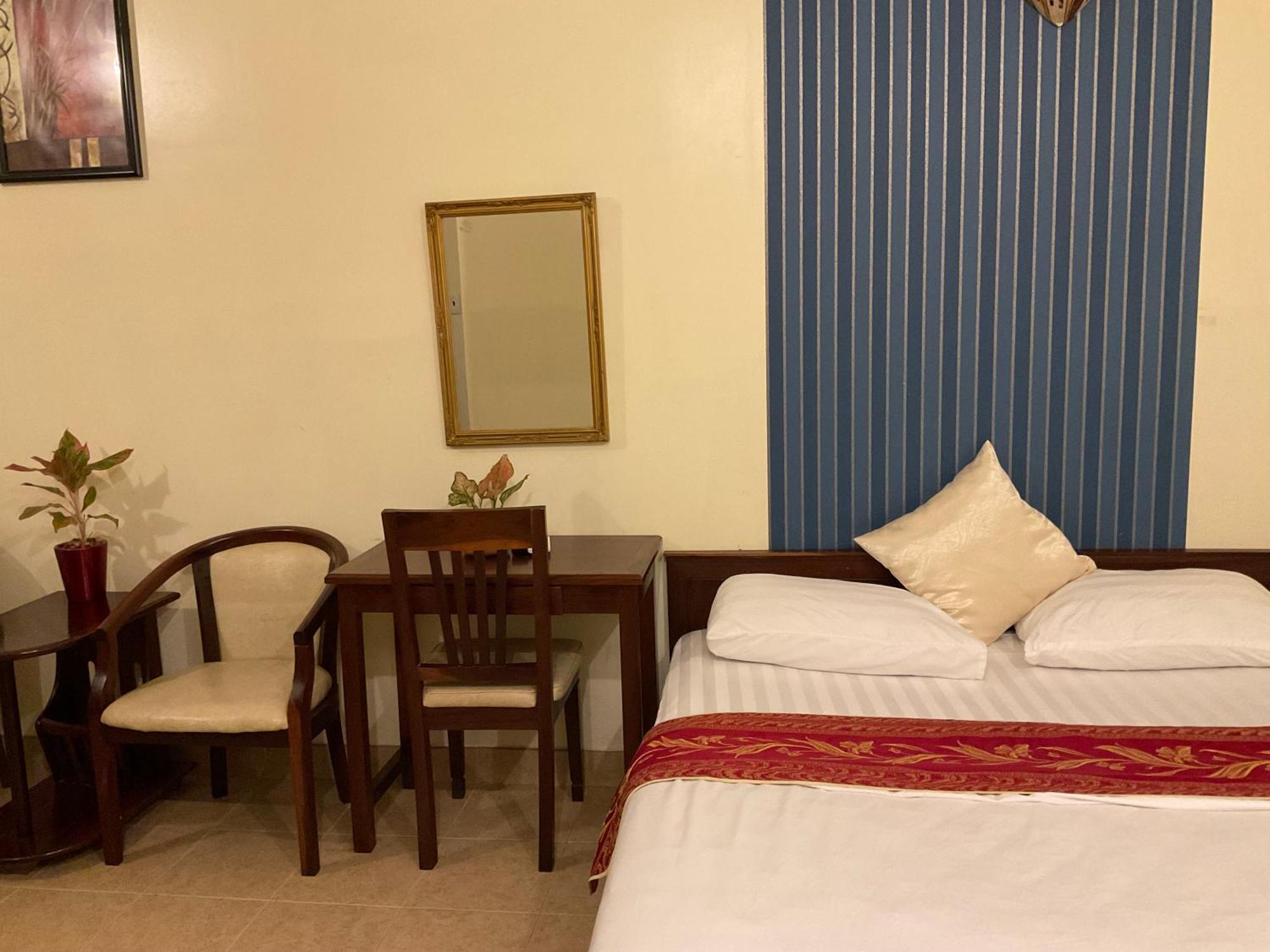 Khach San Minh Chau - Hoa Hung Hotel Ho Chi Minh-Byen Eksteriør billede