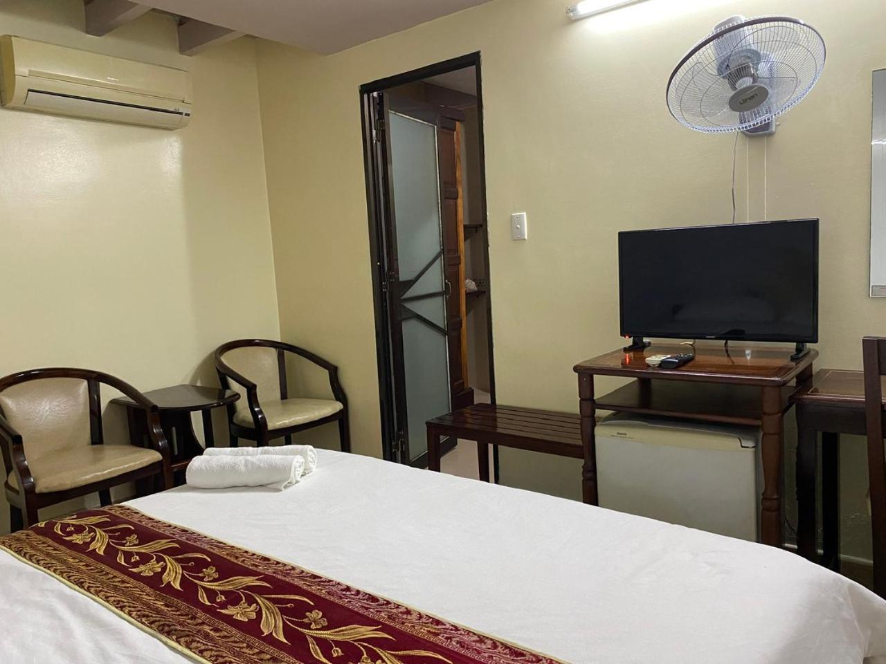 Khach San Minh Chau - Hoa Hung Hotel Ho Chi Minh-Byen Eksteriør billede